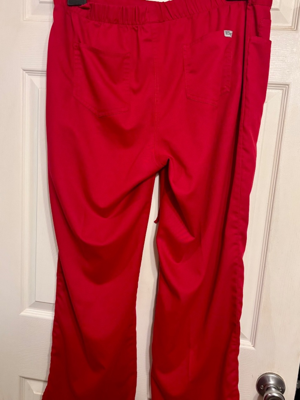Grey's Anatomy Red Scrub Pants. XL - Picture 5 of 6